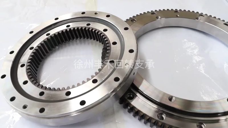 山东调心滚子轴承：如何精准选择与维护**
